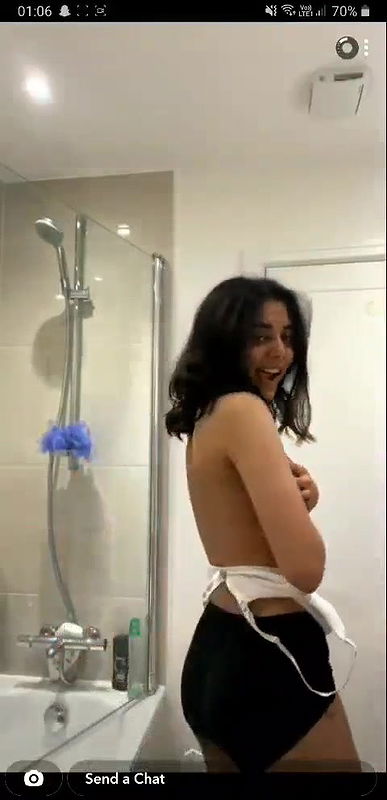 Samar Sexy Indian Babe Showing