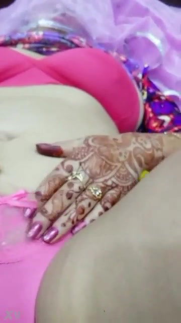 Suhagrat Nude Video Of Wife Exposing Chut