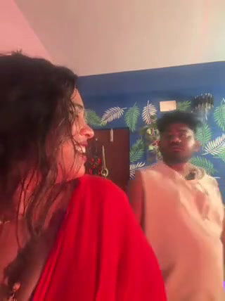 v hot sweti 20260215 203239061 Clip 3