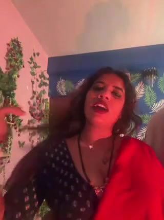 v hot sweti 20260215 203239061 Clip 3