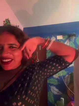 v hot sweti 20260215 203239061 Clip 3