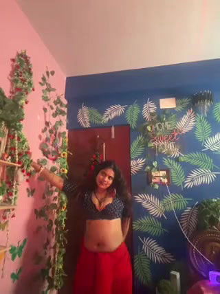 v hot sweti 20260215 203428058 Clip 2