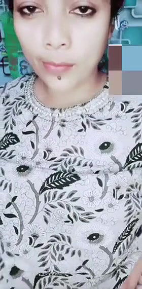 indian gorgeous mole girlfriend showing her boobs pussy online leaked video clip