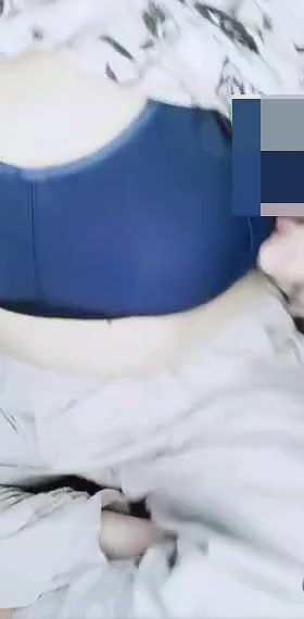 indian gorgeous mole girlfriend showing her boobs pussy online leaked video clip