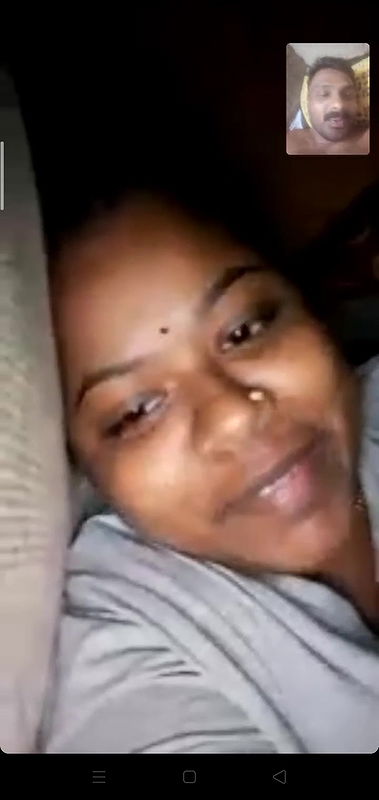 mallu wife boobs showing video call