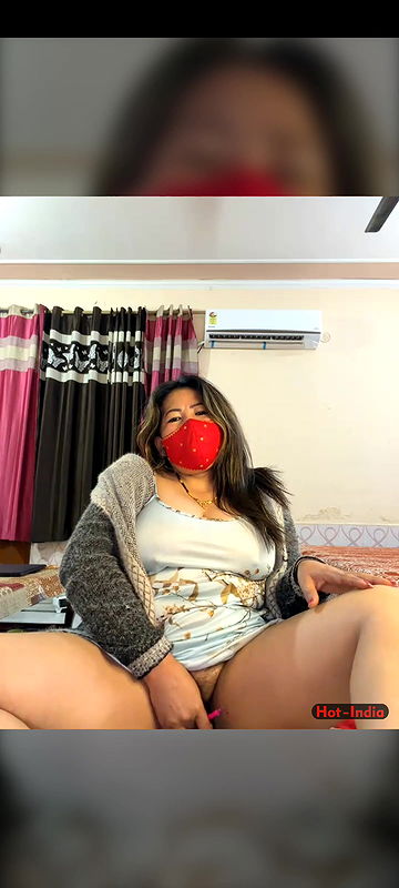 88pink chut me vibertor Nepali Randi bhabhi