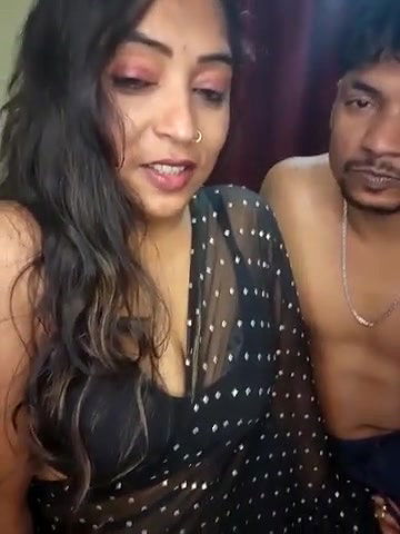 Sexy Bhabhi Giving Blowjob to BF Big Cock
