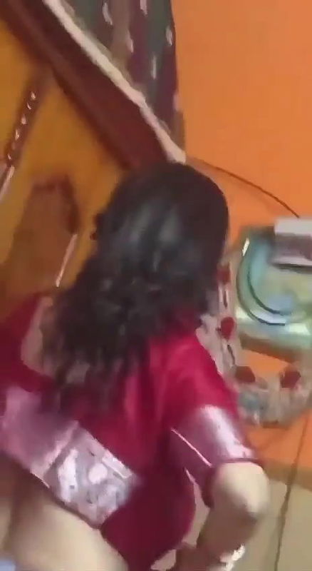 Son Captured Mom Changing In front of him