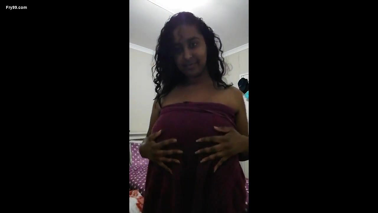 Tamil Girl Homemade Strip