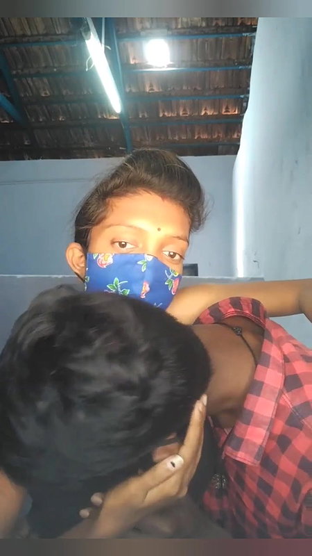 dehati girl boob show
