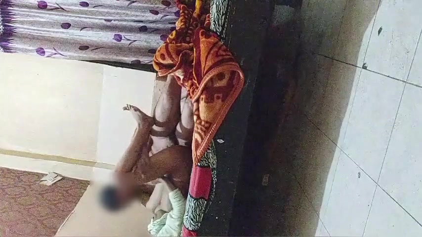 Desi Girl friend fucked her home