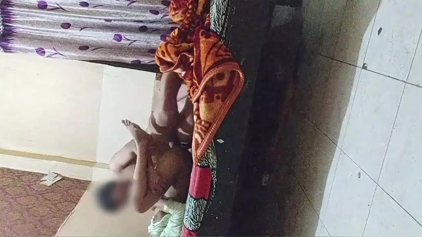 Desi Girl friend fucked her home