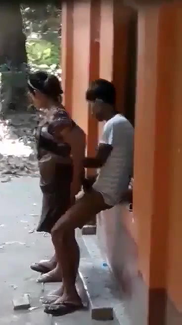 Standing kothilveppu