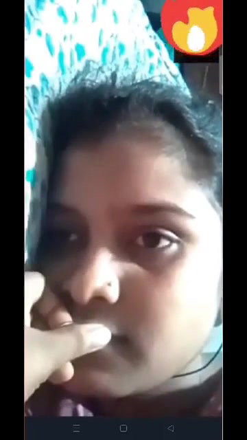 Bengali Sexy Village Girl Showing Boobs On VC