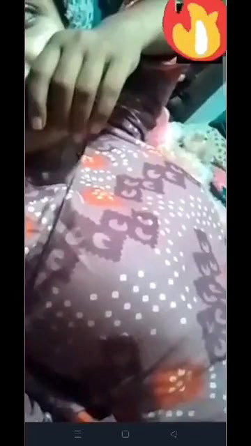 Bengali Sexy Village Girl Showing Boobs On VC