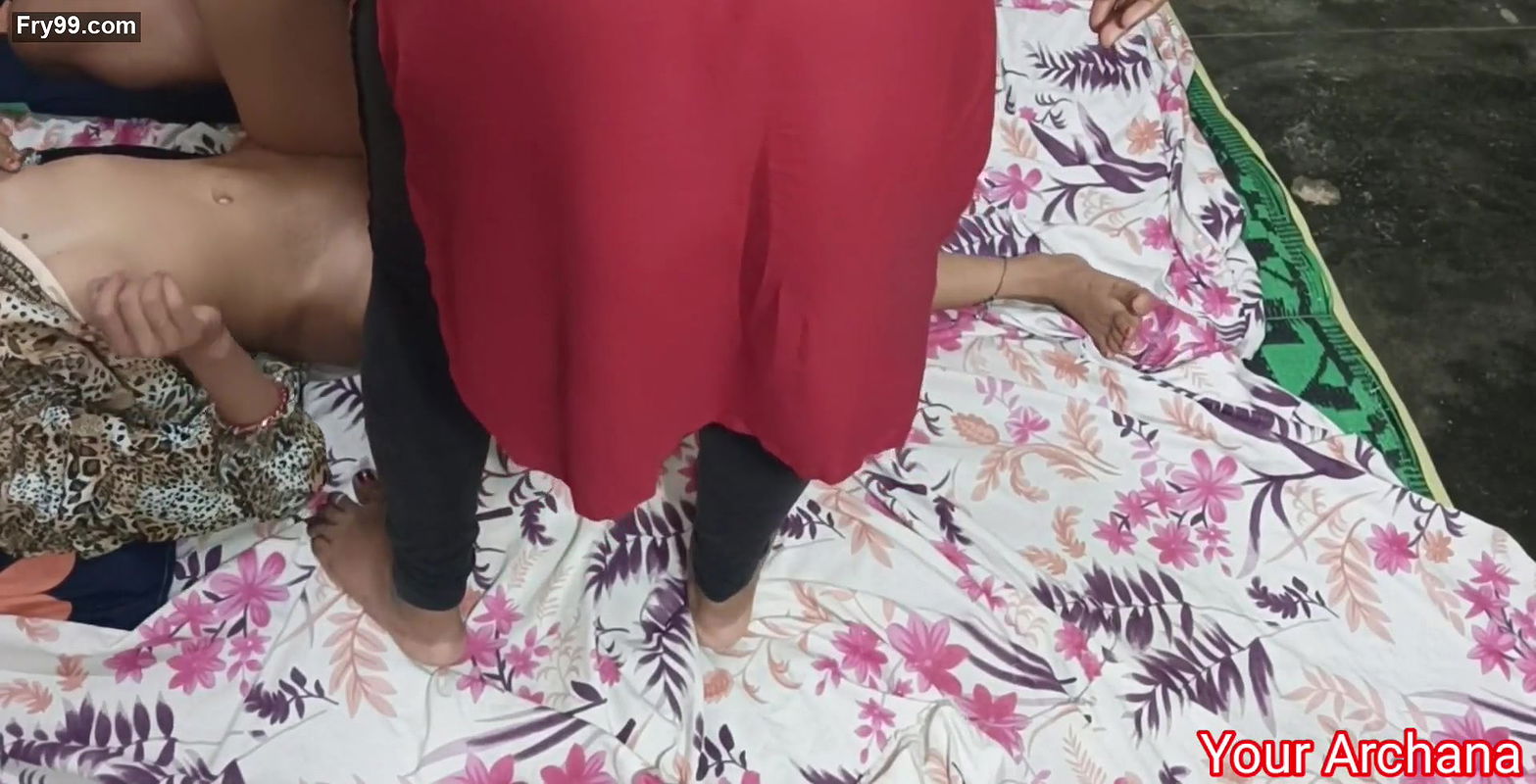 Didi ka samne Jiju ne Sali ko chud diya didi ne uska behen ko chudai kese kare sikhaya with hindi audio