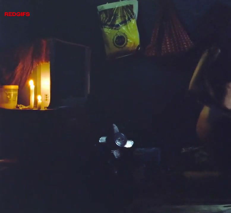 actress rathika apte boobs show movie clip