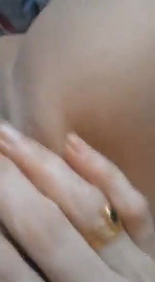 mallu aunty blowjob and pussy show