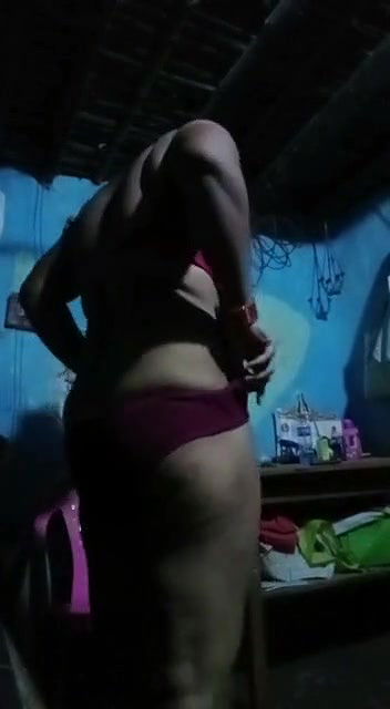 tamil tight ass dress cleavage south indian aunty