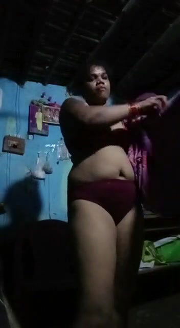 tamil tight ass dress cleavage south indian aunty