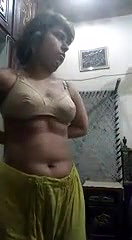 dress kholke chuche dikahyi