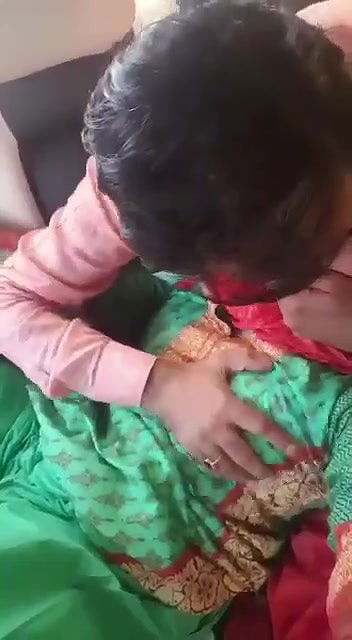 car mein chuche chusi