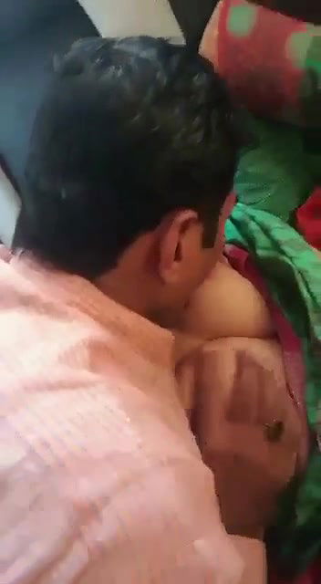 car mein chuche chusi