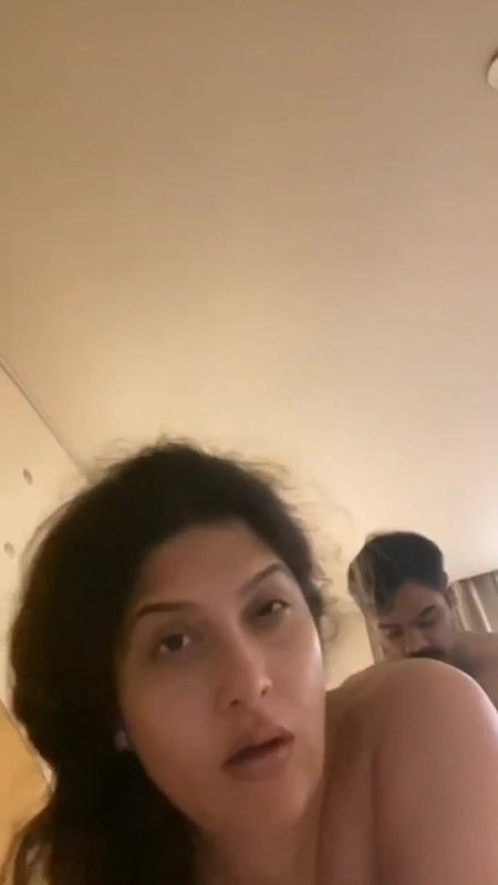 moti gori ladki ko choda