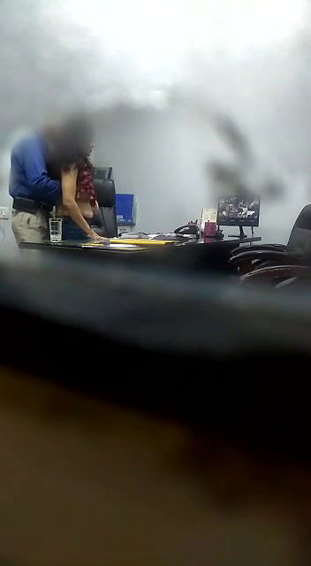 Office sex scandal MMS leaked online