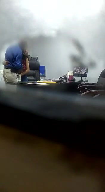 Office sex scandal MMS leaked online