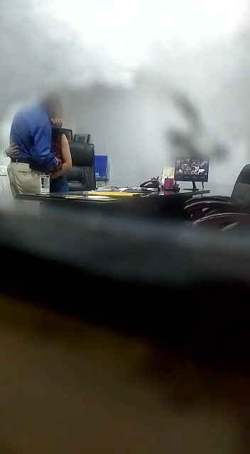 Office sex scandal MMS leaked online