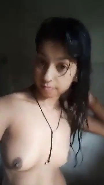 Indian Cute Girl Selfie nude MMS video