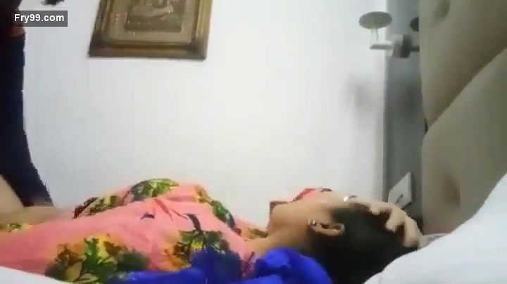 Beautiful girl hotel fucking 2 clips marged