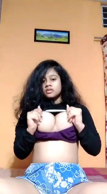 teen nude girl pussy fingering