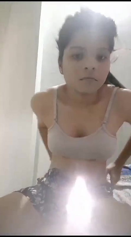 hot gf nude show