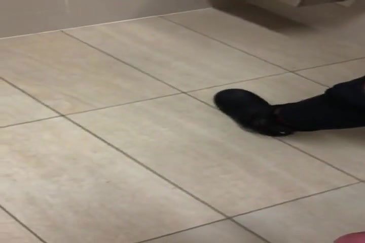 bathroom mein lund chuske mja diya