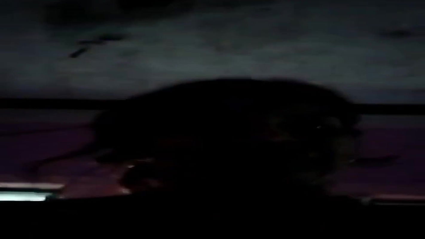 gaon ki bhabhi ne saree kholke nangi video banayi