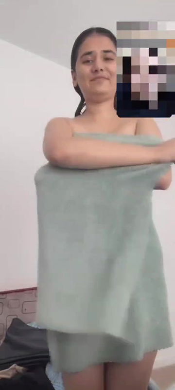 Beautiful chubby girl showing Boobs Hairy Pussy and Ass on Video call