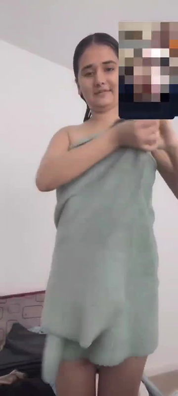 Beautiful chubby girl showing Boobs Hairy Pussy and Ass on Video call