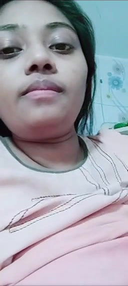 Beautiful young chubby horny girlfriend showing her full nude body 3