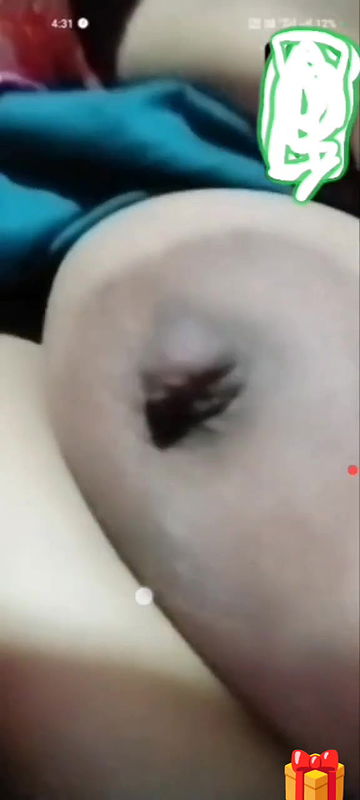 Big Boobs Wife Showing