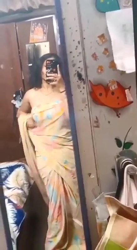 Hot Girl Showing Boobs