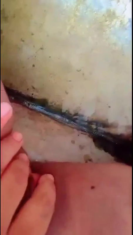 Sexy Figure GF Showing Boobs Pussy