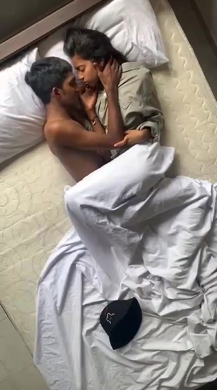 Super Cute Horny Lankan Couple Hard Fucking On Valentines Day 2