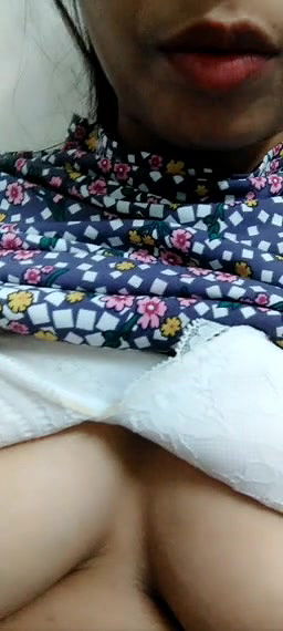 Gorgeous Indian Bihari Girl Princess Showing Her Cute Boobs  Pussy