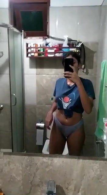 Horny Indian Girl Showing