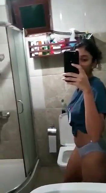 Horny Indian Girl Showing