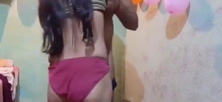 Desi Bhavi Ko Aniversary Par Uske Husband Ne Alag Alag Pose Me Uski Chudai Ki