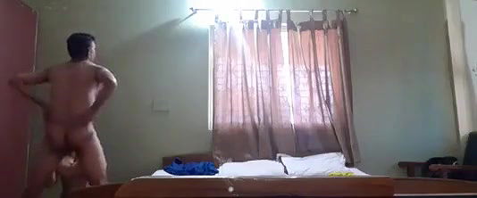 Desi Bhavi Ko Kada Kar Ke Ek Pair Ko Apne Haat Me Rakh Kar Uski Bur Me Land Daal Kar Chudai Ki