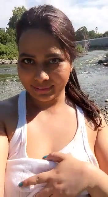 Sexy chubby girlfriend exposes her big tits